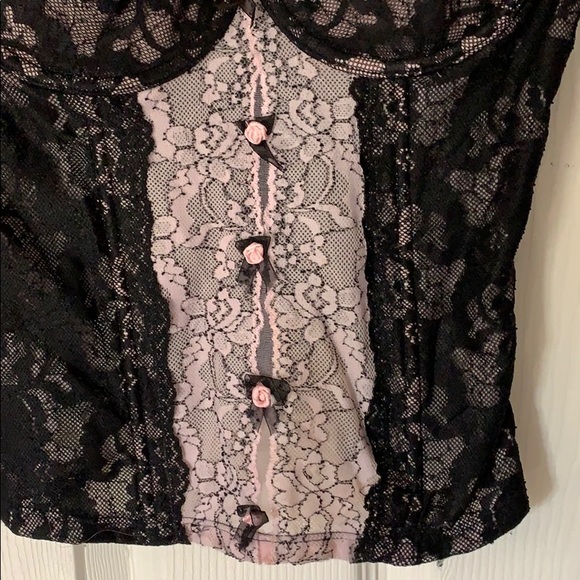 Bustier - Picture 3 of 5